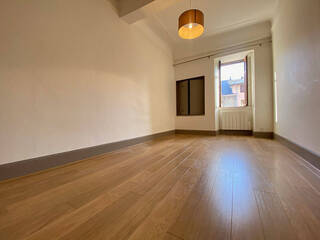 Location professionnel Appartement 2 pièces 54.42 m² Chambéry 73000