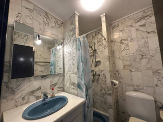 Location professionnel Appartement 1 pièce 32.98 m² Chambéry 73000