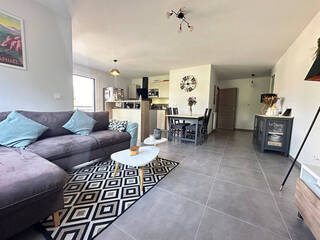 Location Appartement 4 pièces 87.84 m² Chambéry 73000