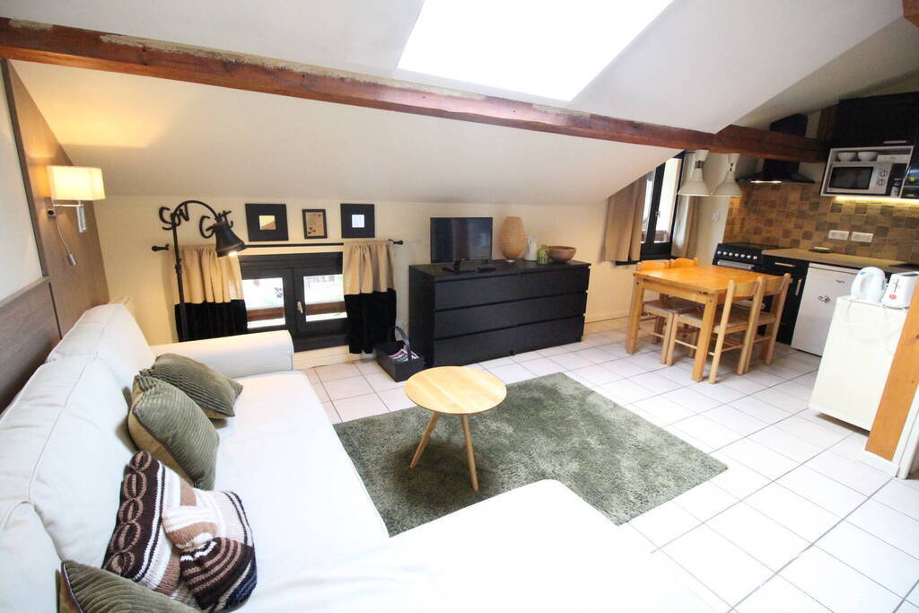 Sold Apartment duplex 2 rooms 20.87 m² Saint-Gervais-les-Bains 74170 Piscine