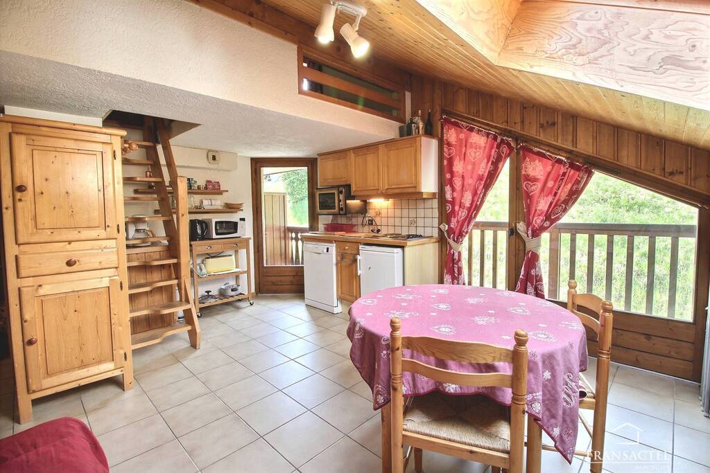 Sold Apartment duplex 2 rooms 34.28 m² Saint-Gervais-les-Bains 74170 Télécabine