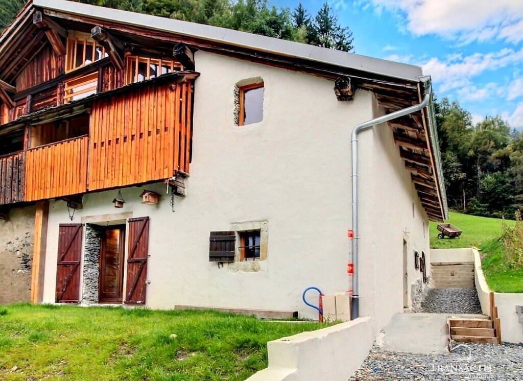 Buy Apartment t4 89.46 m² Les Contamines-Montjoie 74170 Proche village