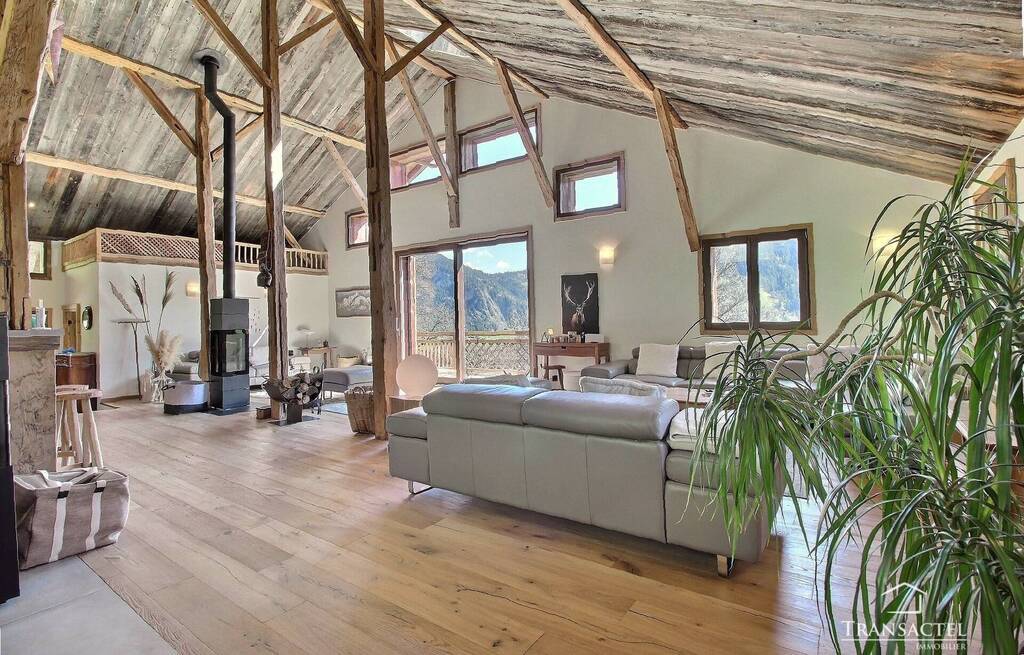 Vente Maison ou Chalet chalet 8 pièces 260 m² Saint-Gervais-les-Bains 74170 Saint Nicolas de Véroce