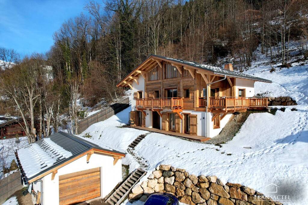 Vente Maison ou Chalet chalet 7 pièces 269 m² Saint-Gervais-les-Bains 74170 Proche centre