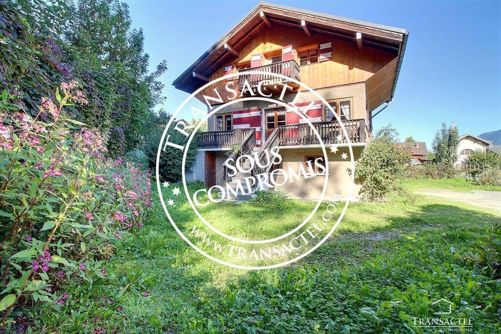 Buy House or Chalet chalet 9 rooms 135 m² Saint-Gervais-les-Bains 74170 Cupelin