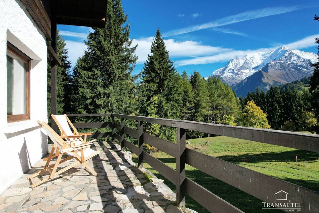 Buy House or Chalet chalet 7 rooms 166 m² Saint-Gervais-les-Bains 74170 Les Communailles