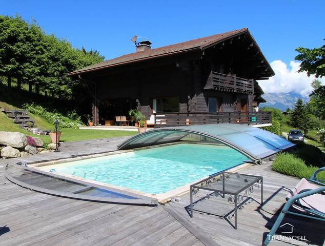Sold property - House or Chalet maison individuelle 8 rooms 300 m² Saint-Gervais-les-Bains 74170 Coteau Bettex
