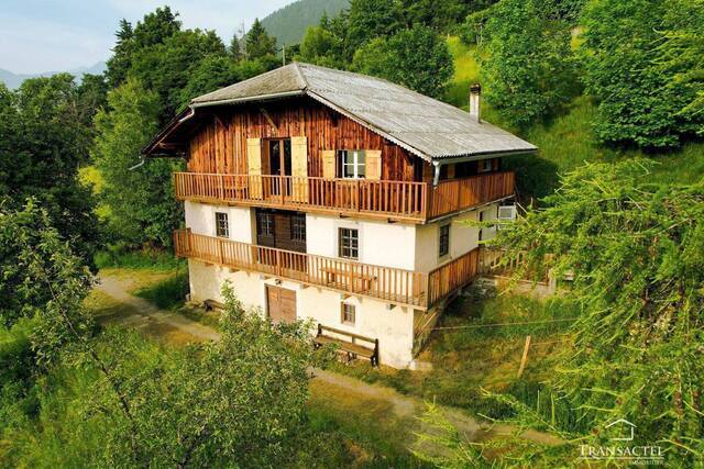 Vente Maison ou Chalet ferme 5 pièces 202 m² Saint-Gervais-les-Bains 74170 Coteau Prarion
