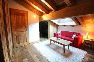 Sold Apartment 6 rooms 143 m² Saint-Gervais-les-Bains 74170 Proche télécabine