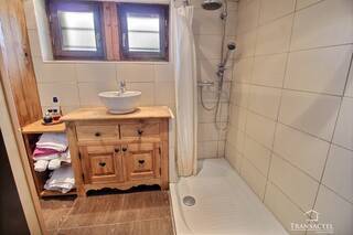 Sold House or Chalet maison individuelle 5 rooms 104 m² Saint-Gervais-les-Bains 74170 1,5 km centre