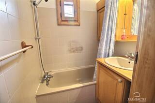 Sold Apartment t3 48.73 m² Saint-Gervais-les-Bains 74170 Télécabine