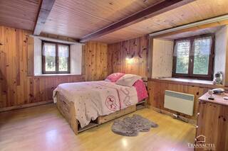 Buy House or Chalet maison individuelle 5 rooms 125 m² Saint-Gervais-les-Bains 74170 Hameau de montagne