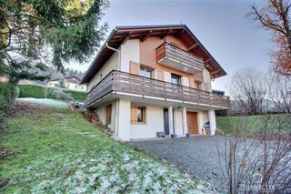 Buy House or Chalet maison individuelle 6 rooms 161 m² Saint-Gervais-les-Bains 74170 Les Amerands