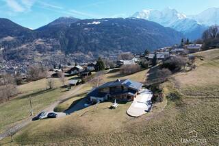 Buy House or Chalet chalet 9 rooms 413 m² Saint-Gervais-les-Bains 74170 Cupelin