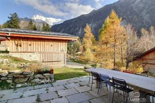 Buy House or Chalet maison individuelle 7 rooms 218 m² Saint-Gervais-les-Bains 74170 Bionnassay