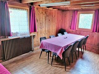 Buy House or Chalet maison individuelle 3 rooms 128 m² Saint-Nicolas-de-Véroce 74170 Proche village