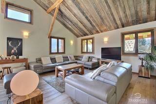 Vente Maison ou Chalet maison individuelle 8 pièces 260 m² Saint-Nicolas-de-Véroce 74170 Proche village