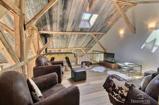 Vente Maison ou Chalet maison individuelle 8 pièces 260 m² Saint-Nicolas-de-Véroce 74170 Proche village