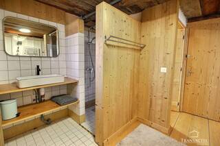 Buy House or Chalet ferme 5 rooms 202 m² Saint-Gervais-les-Bains 74170 Coteau Prarion
