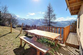 Buy House or Chalet ferme 5 rooms 202 m² Saint-Gervais-les-Bains 74170 Coteau Prarion