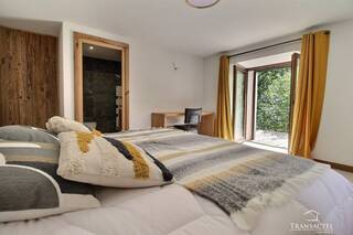 Buy House or Chalet ferme 8 rooms 315 m² Les Contamines-Montjoie 74170