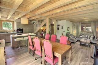Buy House or Chalet chalet 4 rooms 106 m² Saint-Gervais-les-Bains 74170 Hameau de montagne