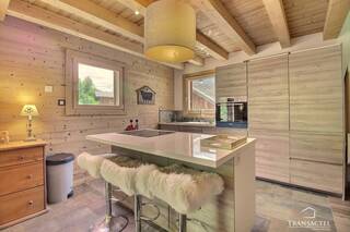 Buy House or Chalet chalet 4 rooms 106 m² Saint-Gervais-les-Bains 74170 Hameau de montagne