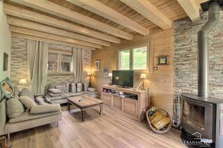 Buy House or Chalet chalet 4 rooms 106 m² Saint-Gervais-les-Bains 74170 Hameau de montagne