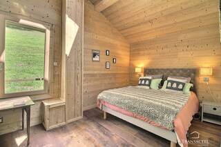 Buy House or Chalet chalet 4 rooms 106 m² Saint-Gervais-les-Bains 74170 Hameau de montagne