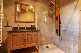Buy House or Chalet chalet 4 rooms 106 m² Saint-Gervais-les-Bains 74170 Hameau de montagne