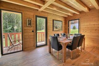 Buy House or Chalet chalet 7 rooms 236 m² Saint-Gervais-les-Bains 74170 Hameau
