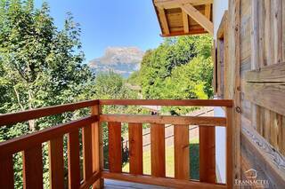 Buy House or Chalet chalet 7 rooms 269 m² Saint-Gervais-les-Bains 74170 Proche centre