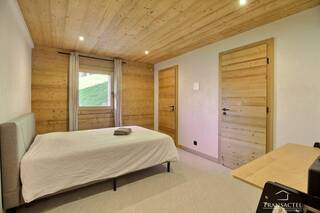 Buy House or Chalet chalet 7 rooms 269 m² Saint-Gervais-les-Bains 74170 Proche centre