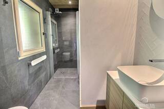 Buy House or Chalet chalet 7 rooms 269 m² Saint-Gervais-les-Bains 74170 Proche centre