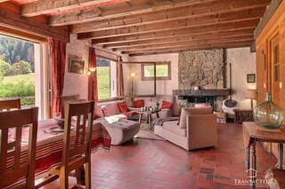 Buy House or Chalet chalet 7 rooms 166 m² Saint-Gervais-les-Bains 74170 Les Communailles