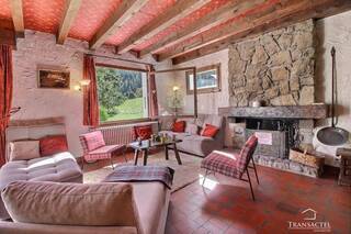 Buy House or Chalet chalet 7 rooms 166 m² Saint-Gervais-les-Bains 74170 Les Communailles