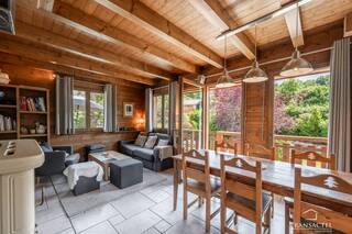 Buy House or Chalet chalet 5 rooms 163 m² Combloux 74920 Route de Cordon