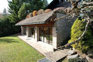 Vente Maison ou Chalet chalet 7 pièces 271 m² Combloux 74920 Proche village