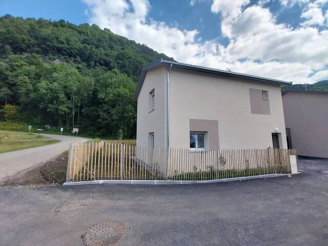 Vente Maison mitoyenne 4 pièces COGNIN LES GORGES 38470