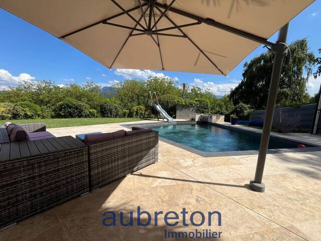 Vente Maison villa 5 pièces Morette 38210