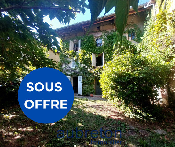 Vente Maison ancienne 6 pièces Saint-Étienne-de-Saint-Geoirs 38590