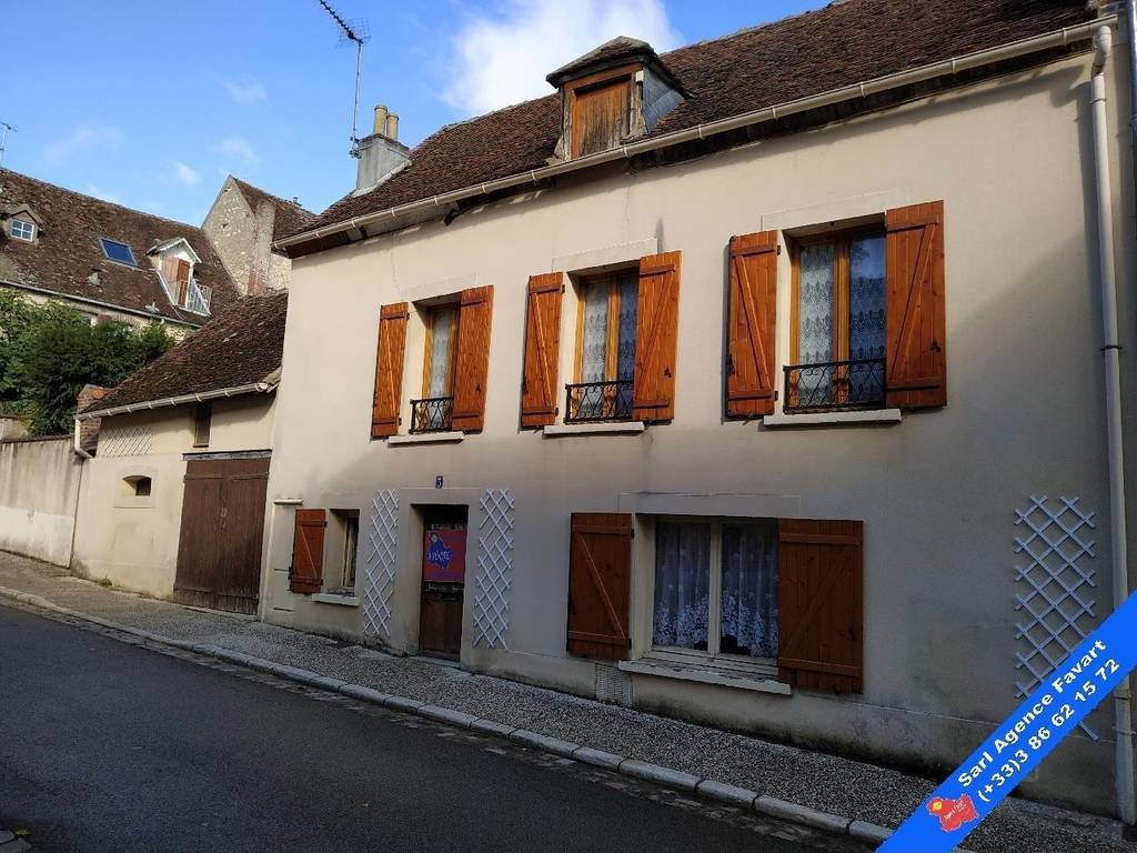 Vendu Maison Joigny 2 pièces 68 m²