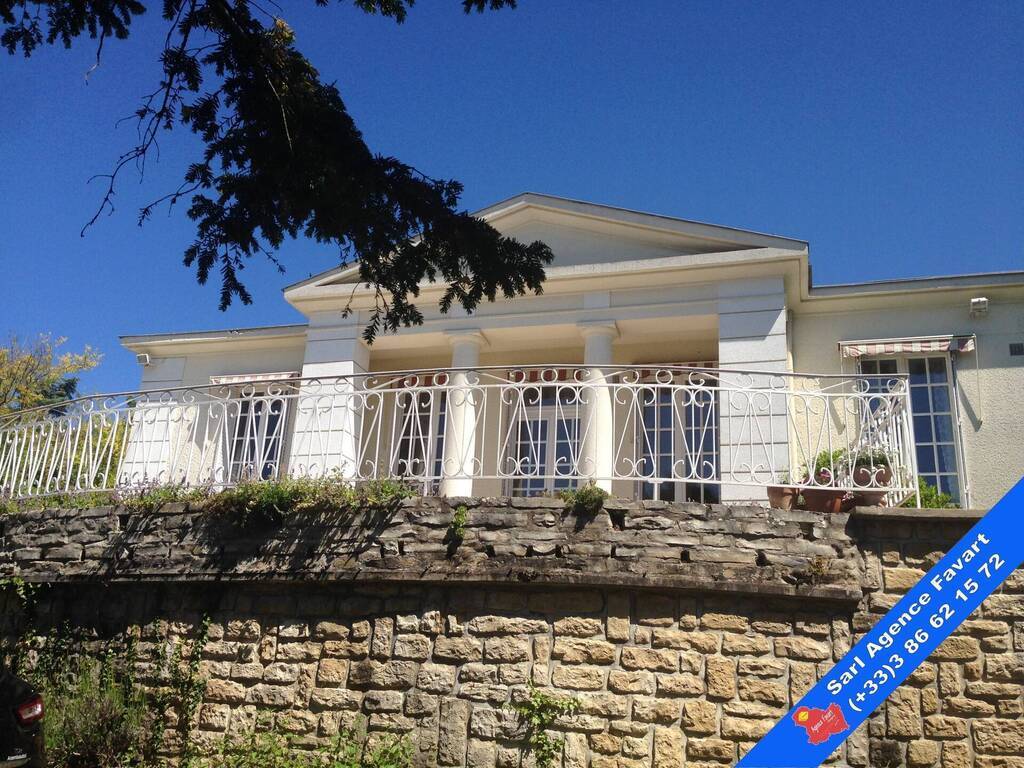 Vendu Maison Joigny 4 pièces 98 m²