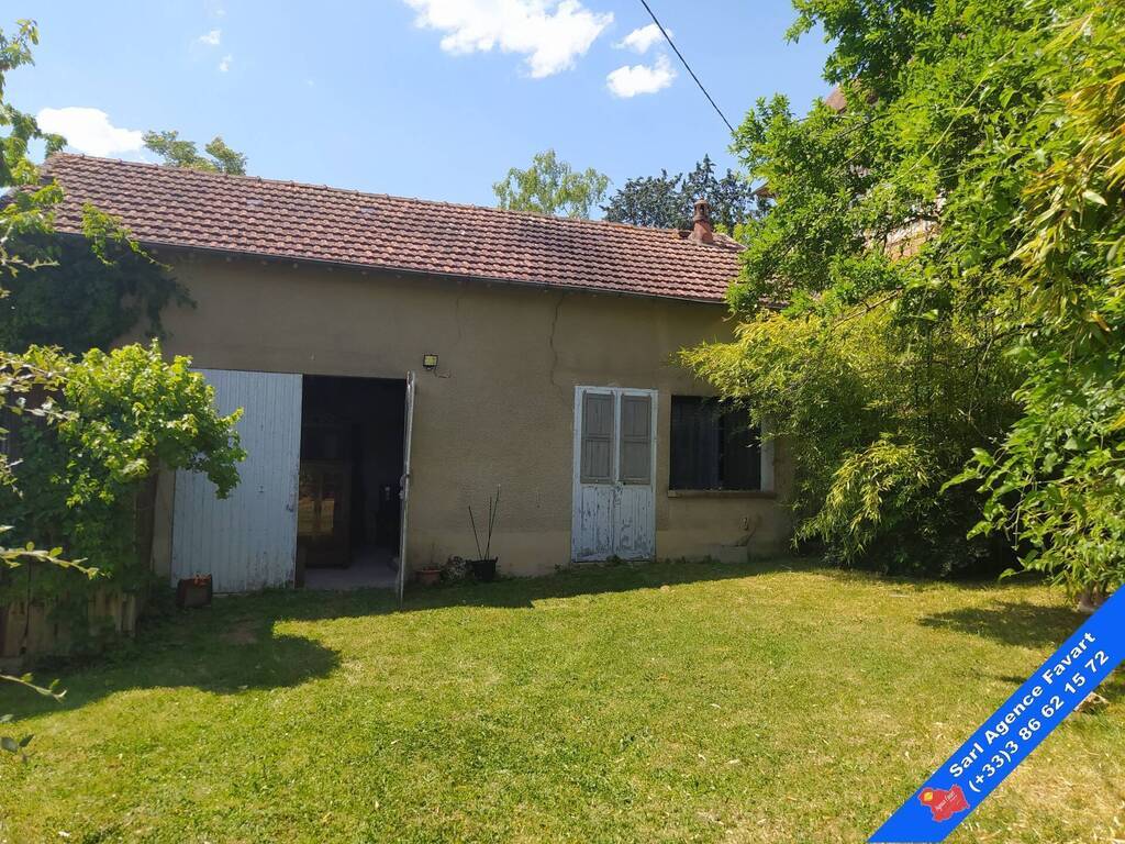 Vendu Maison grange Joigny 2 pièces 54 m²