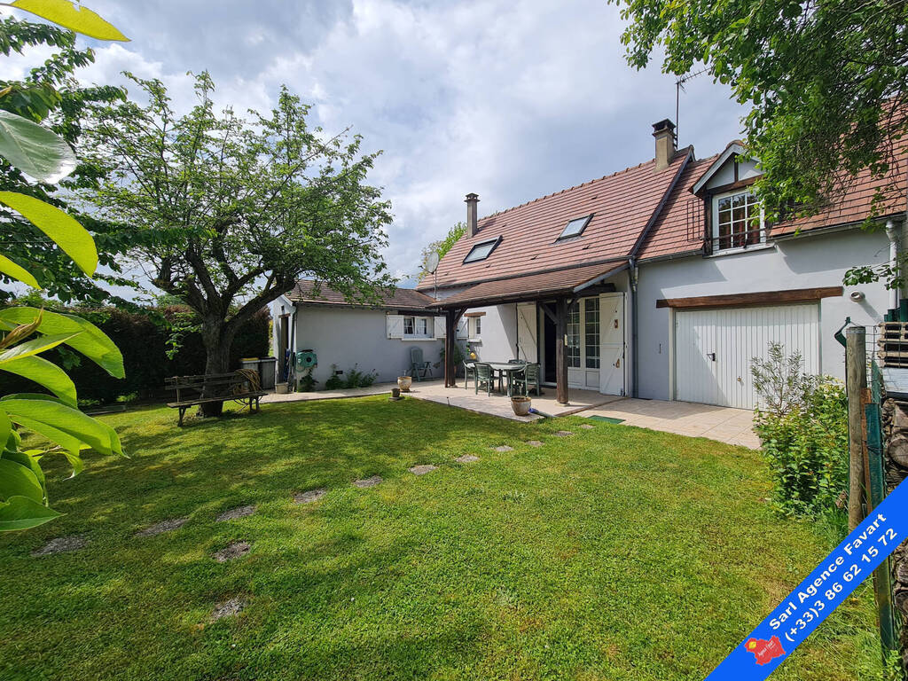 Vente Maison La Celle-Saint-Cyr 4 pièces 96 m²