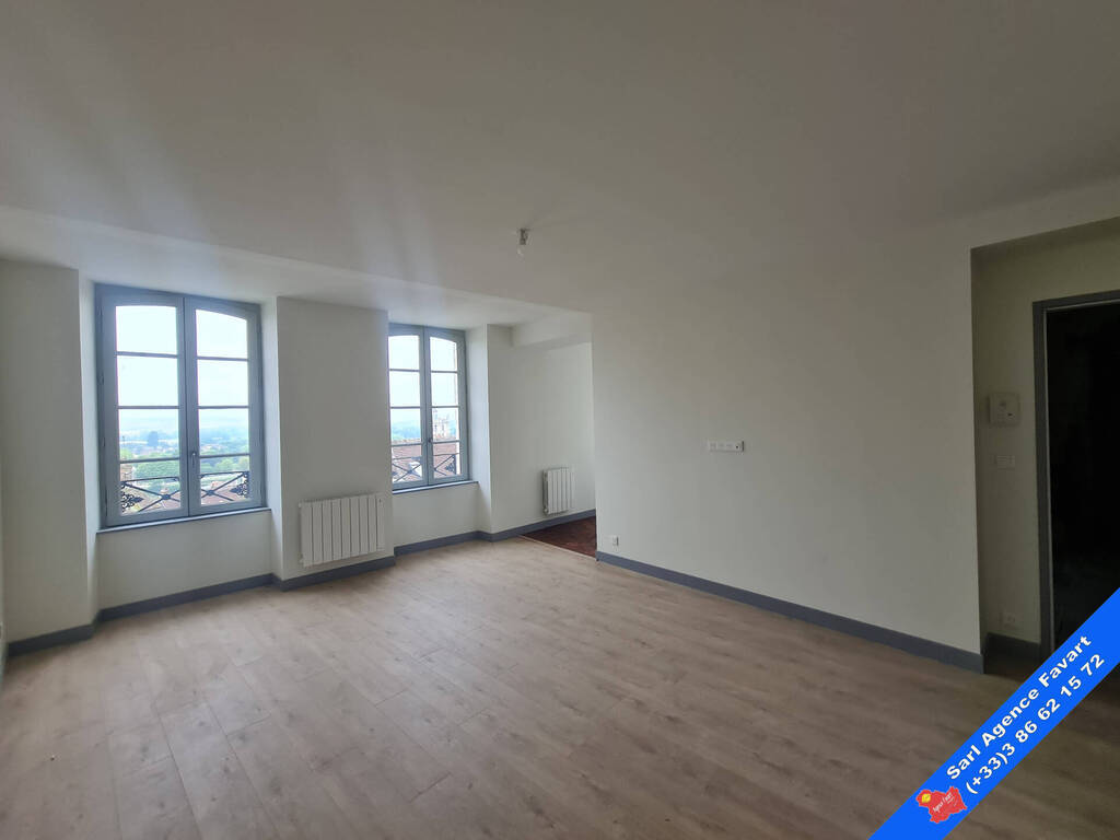 Location Appartement Joigny 3 pièces 71.11 m²