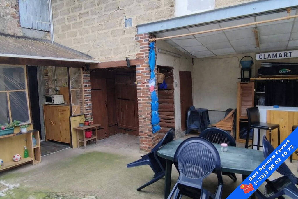 Vente Immeuble Joigny 4 pièces 93.46 m²