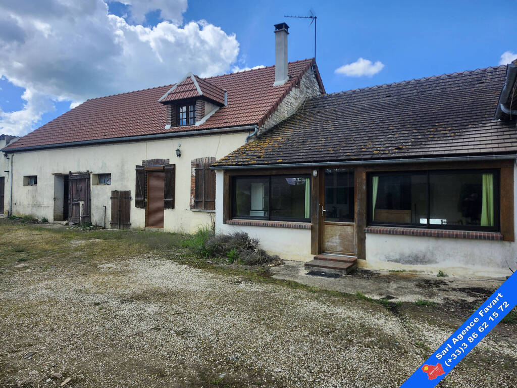 Vente Maison Chamvres 6 pièces 138.5 m²