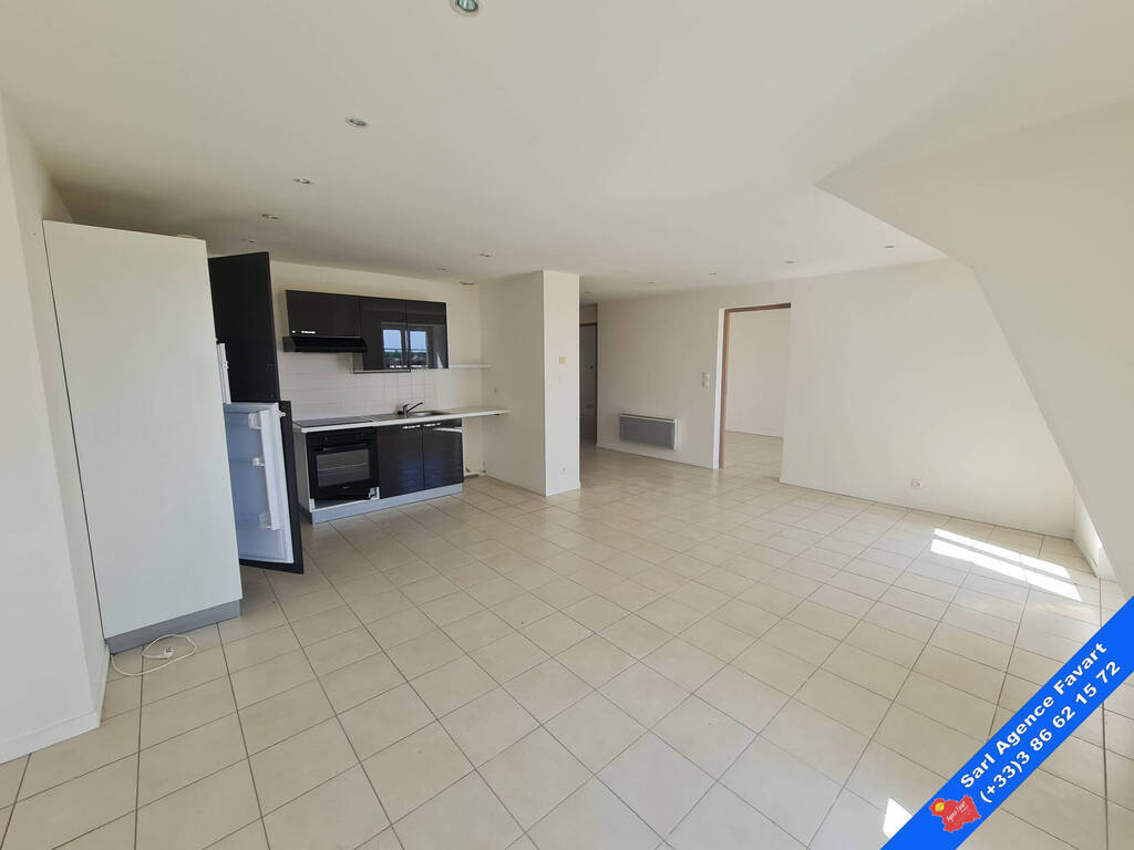 Location Appartement Joigny 3 pièces 72.1 m²