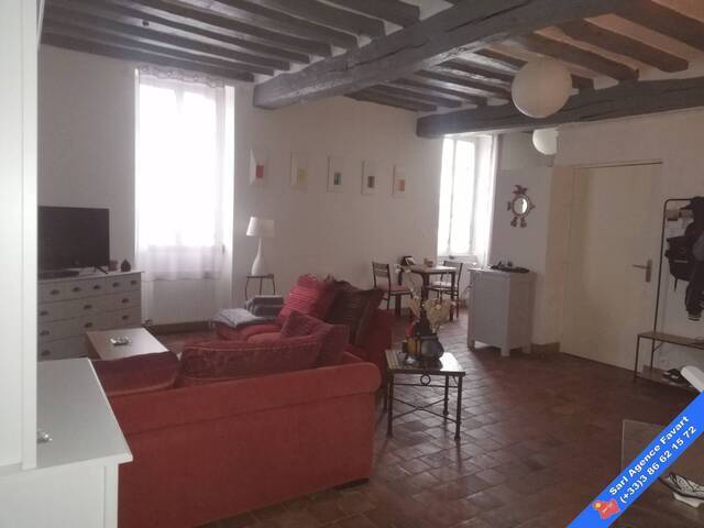 Location Appartement f3 Joigny 76 m²